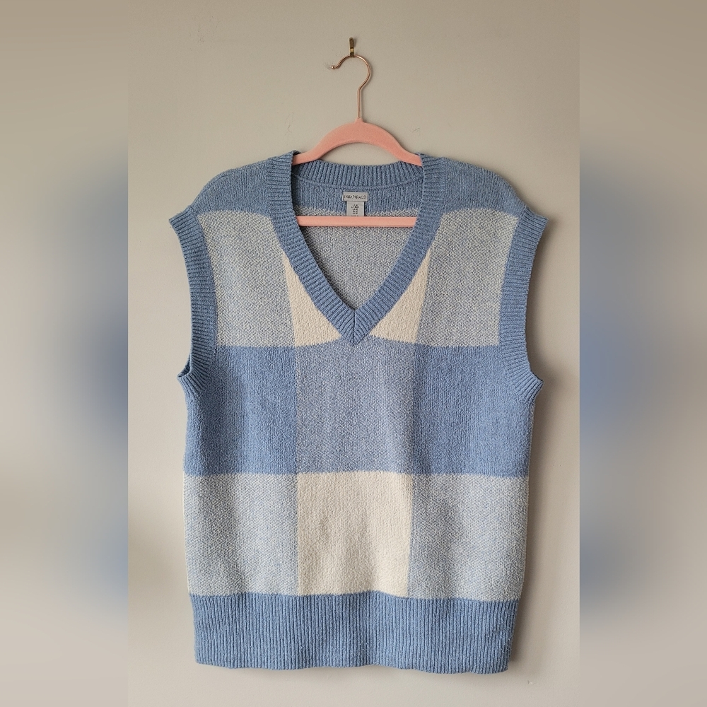 Paraphrase Sweater Vest